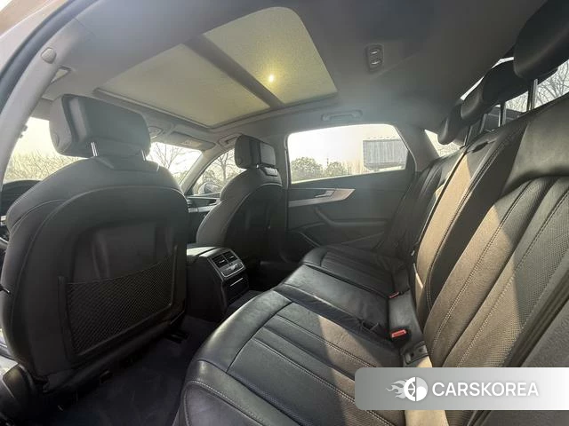 Audi A4L 2021 Белый из Китая, фото 4