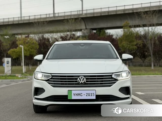 Volkswagen Lavida 2024 Белый из Китая, фото 4