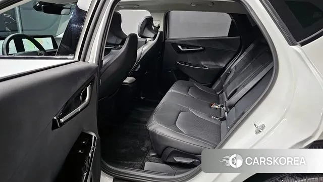 Kia EV6 2023 Белый из Кореи, фото 4