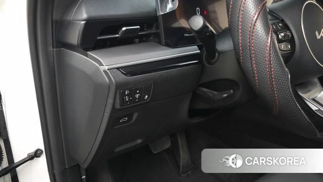 Kia The New K5 3rd generation 2024 Белый из Кореи, фото 4