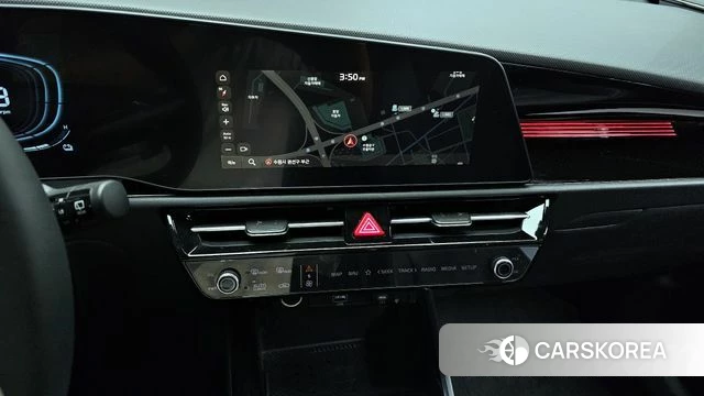 Kia Di Ol Nu Niro 2025 Черный из Кореи, фото 4