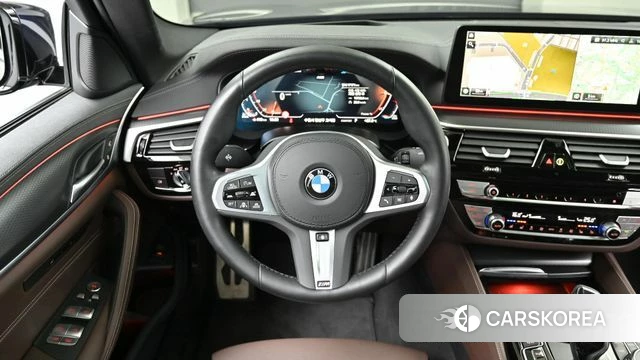 BMW 5 Series (G30) 2023 Черный из Кореи, фото 4