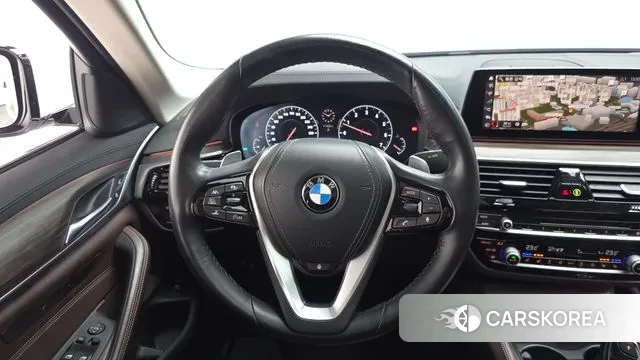 BMW 5 Series (G30) 2019 Белый из Кореи, фото 4