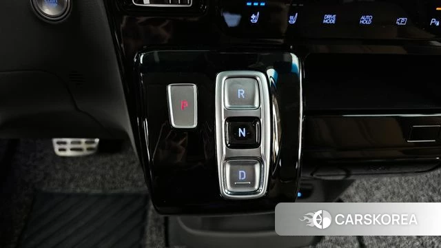 Hyundai Staria 2024 Черный из Кореи, фото 4