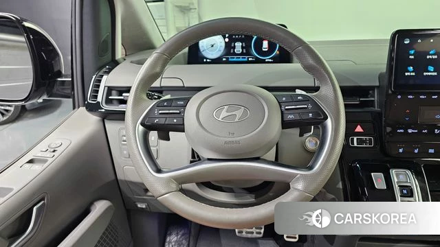Hyundai Staria 2024 Черный из Кореи, фото 4
