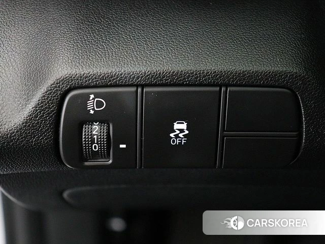 Hyundai The New Avante (CN7) 2023 Белый из Кореи, фото 4