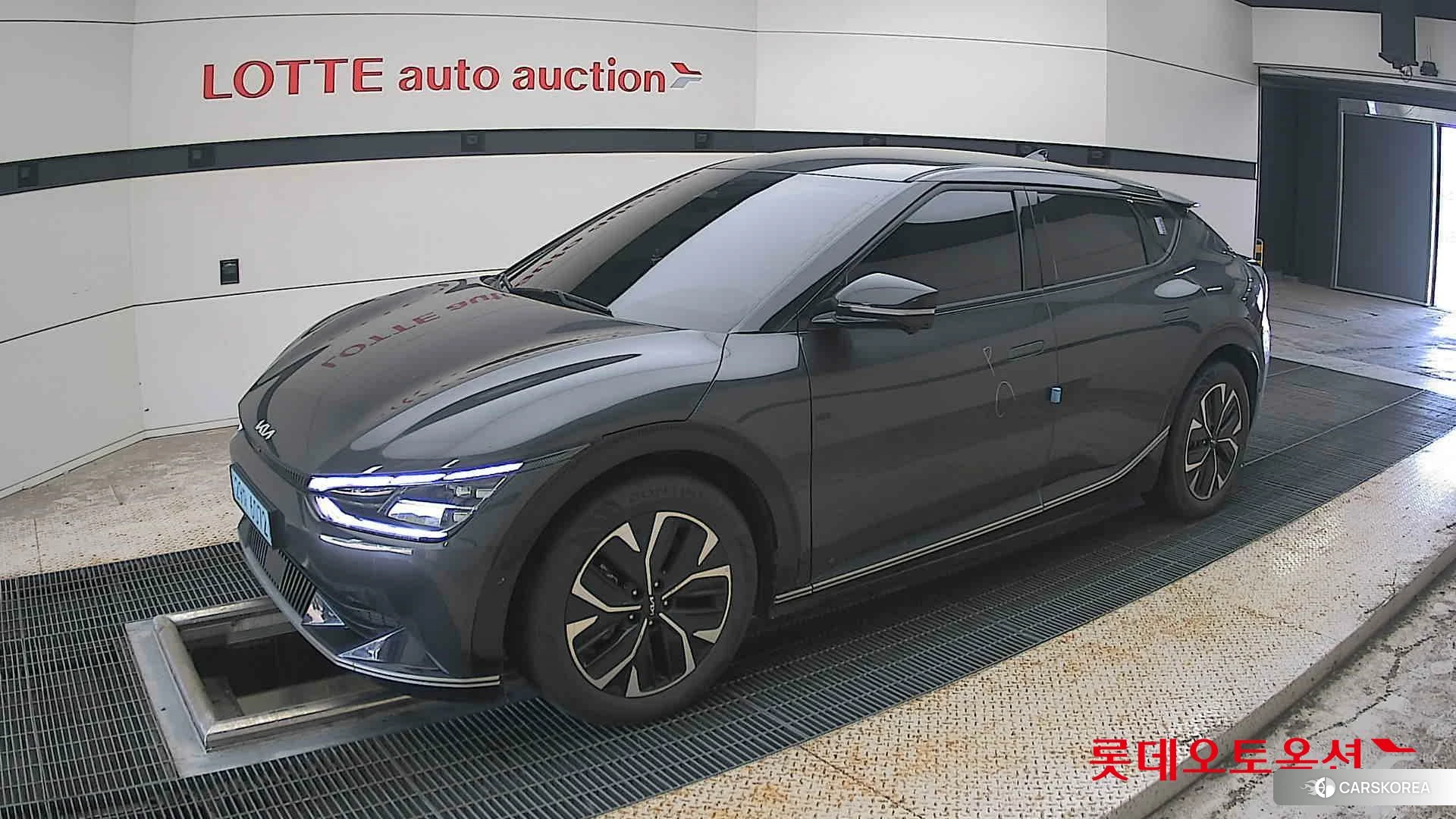 Kia EV6 2022 Interstellagray из Кореи, фото 4