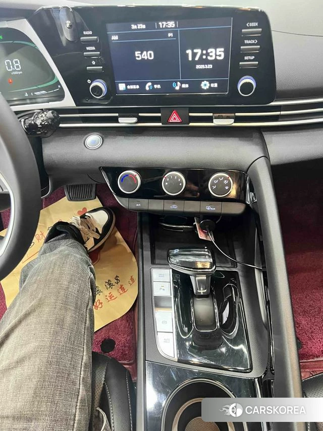 Hyundai Elantra 2024 Белый из Китая, фото 4