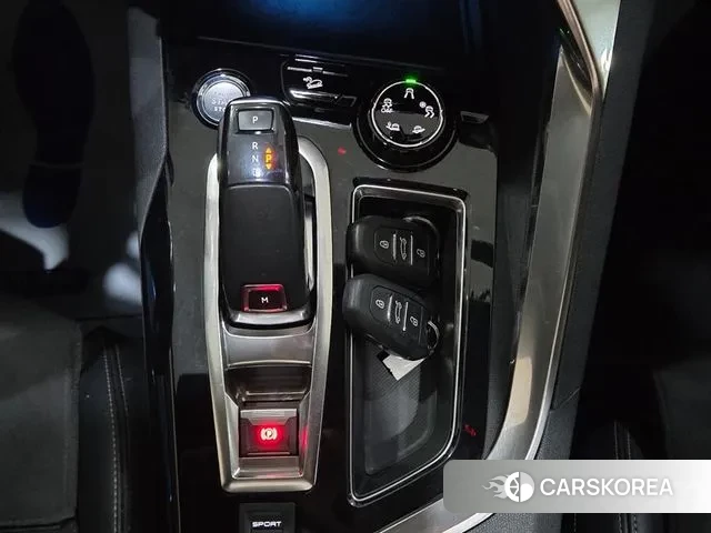 Peugeot 5008 second generation 2020 Серый из Кореи, фото 4