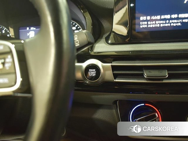 Kia Seltos 2020 Серый из Кореи, фото 4