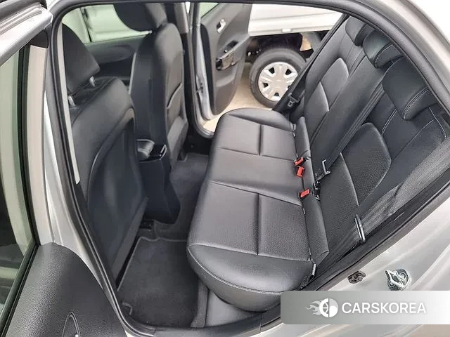 Kia Morning Urban (JA) 2023 Серебряный из Кореи, фото 4