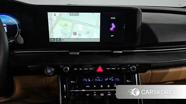 Kia Carnival 4th generation 2023 Белый из Кореи, фото 4