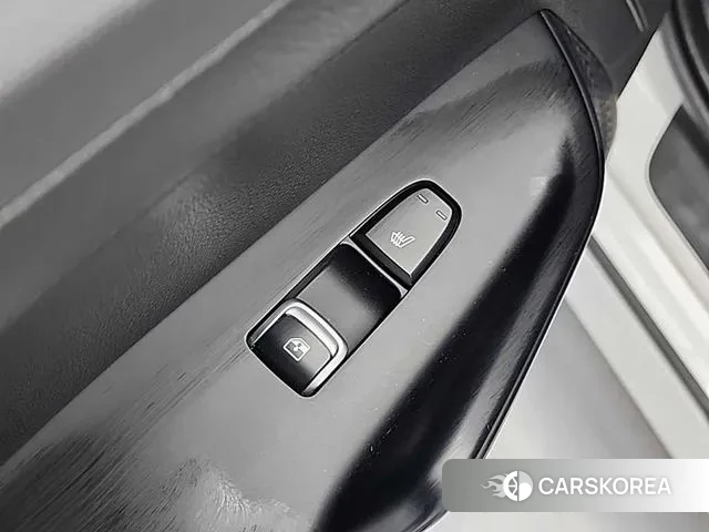 Kia The New K5 3rd generation 2024 Белый из Кореи, фото 4