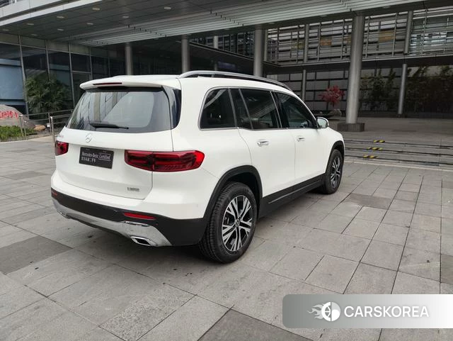Mercedes-Benz GLB 2025 Белый из Китая, фото 4