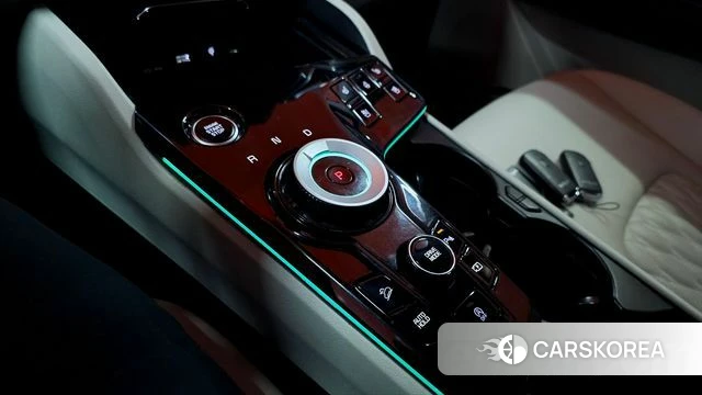 Kia Sportage 5th Generation 2022 Белый из Кореи, фото 4