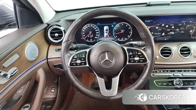 Mercedes-Benz E-Class W213 2019 Серый из Кореи, фото 4