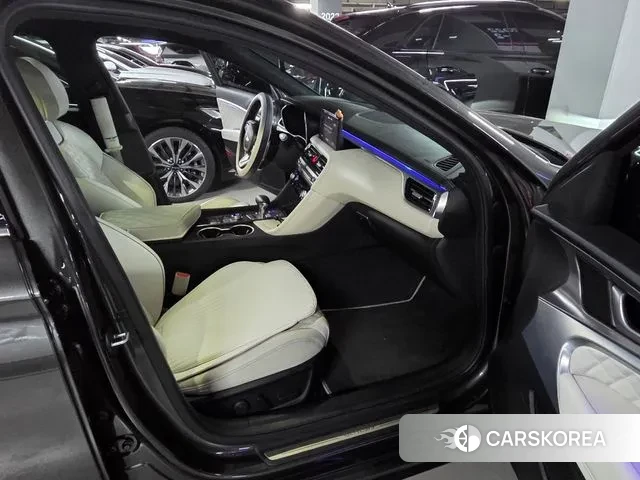 Genesis The New G70 2023 Серый из Кореи, фото 4