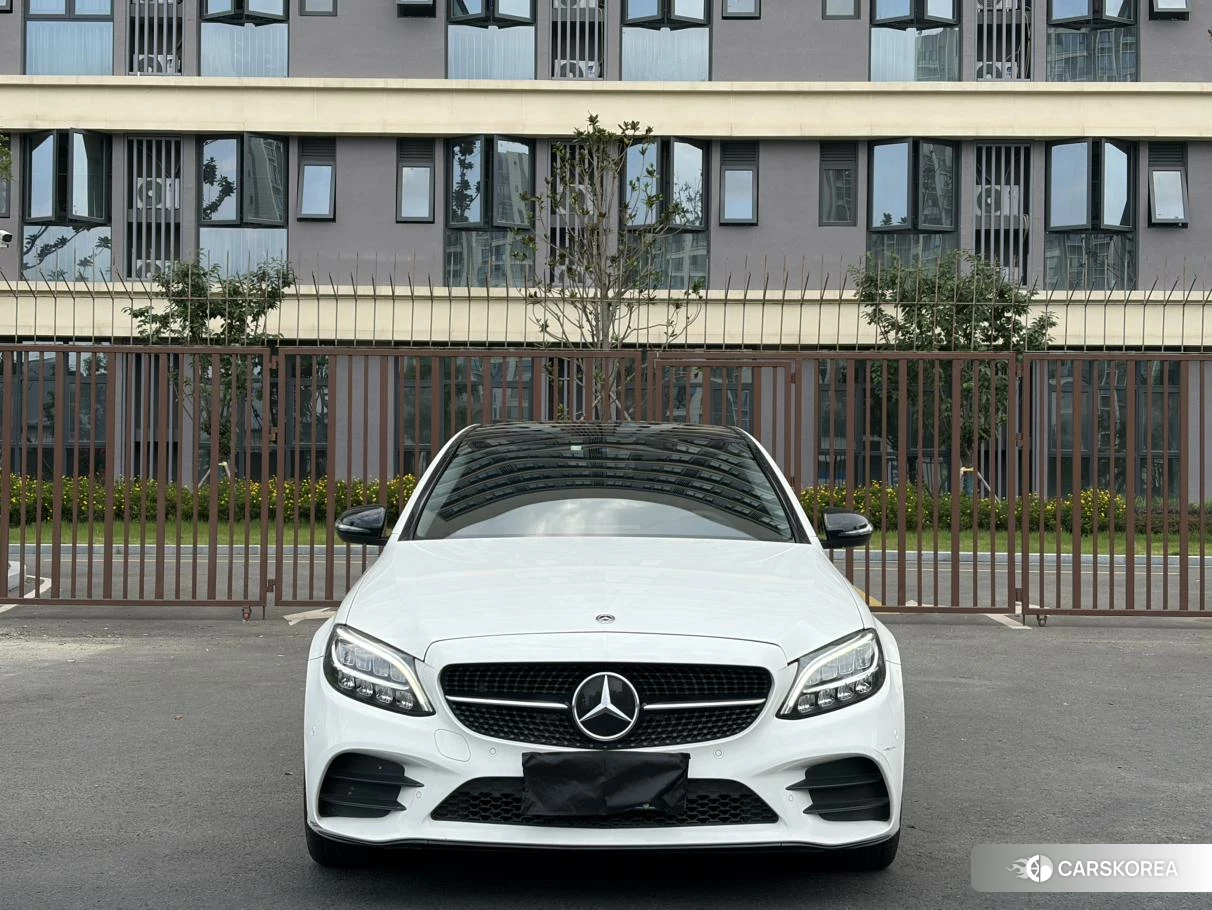 Mercedes-Benz Class C 2020 Белый из Китая, фото 4