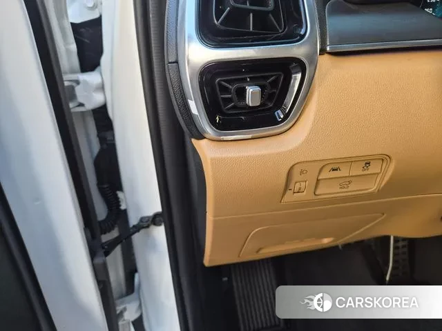 Kia Sorento 4th Generation 2022 Жемчужный цвет из Кореи, фото 4