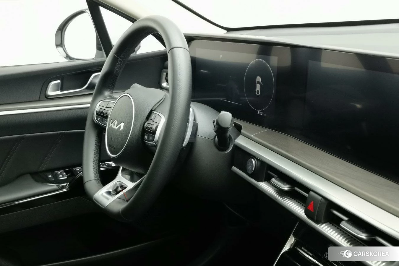 Kia K5 2021 Белый из Китая, фото 4