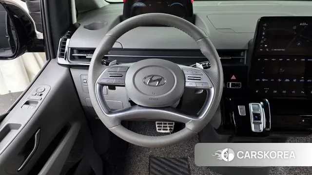 Hyundai Staria 2022 Черный из Кореи, фото 4