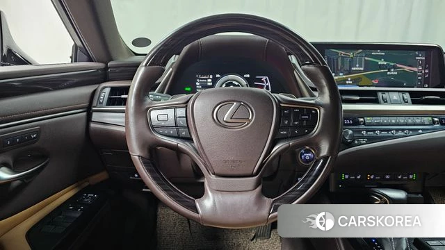 Lexus ES300h 7th generation 2018 Песочный из Кореи, фото 4