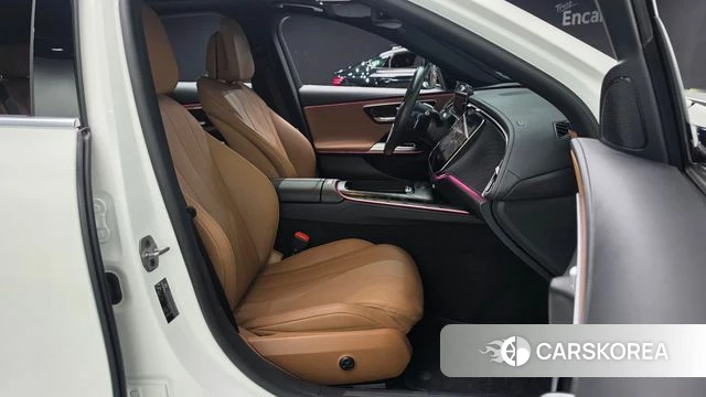 Mercedes-Benz E-Class W214 2024 Белый из Кореи, фото 4