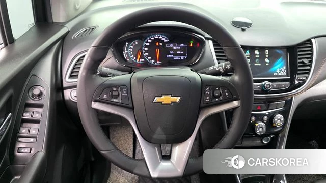 Chevrolet (GM Daewoo) The New Trax 2019 Серебристо-серый из Кореи, фото 4