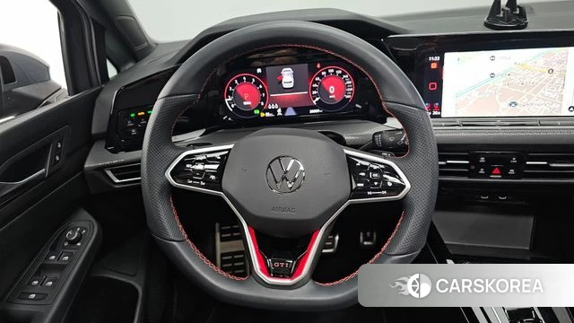 Volkswagen Golf 8th Generation 2024 Серый из Кореи, фото 4