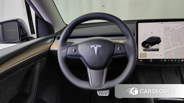 Tesla Model Y 2024 Черный из Кореи, фото 4