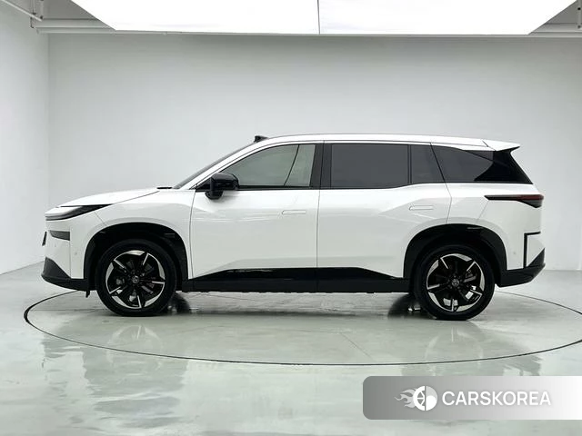 Toyota Platinum Wisdom 3X 2025 Белый из Китая, фото 4