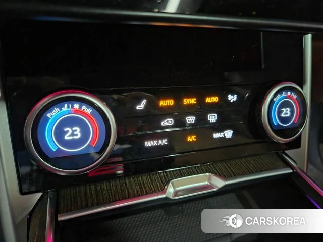 Land Rover Range Rover 5th Generation 2023 Черный из Кореи, фото 4