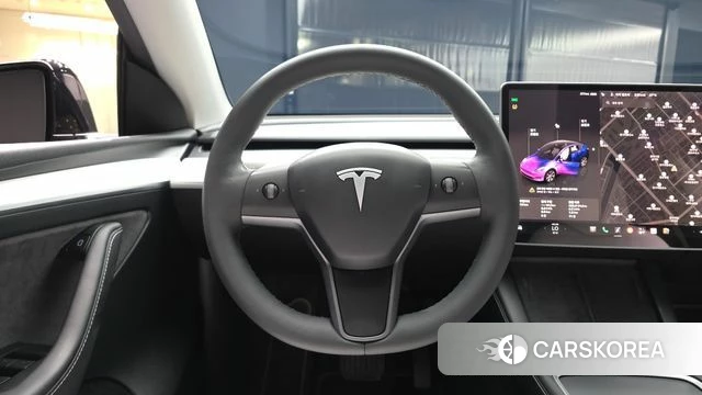 Tesla Model Y 2023 Черный из Кореи, фото 4