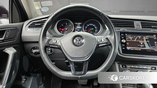 Volkswagen Tiguan second Generation 2018 Черный из Кореи, фото 4