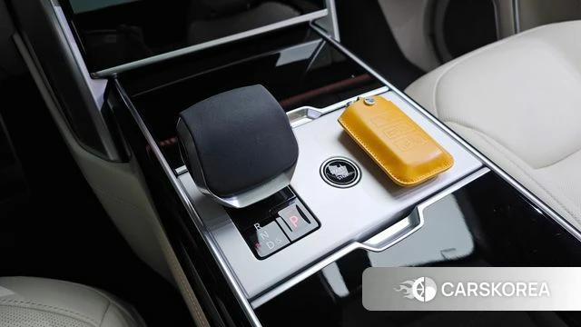 Land Rover Range Rover 5th Generation 2025 Черный из Кореи, фото 4