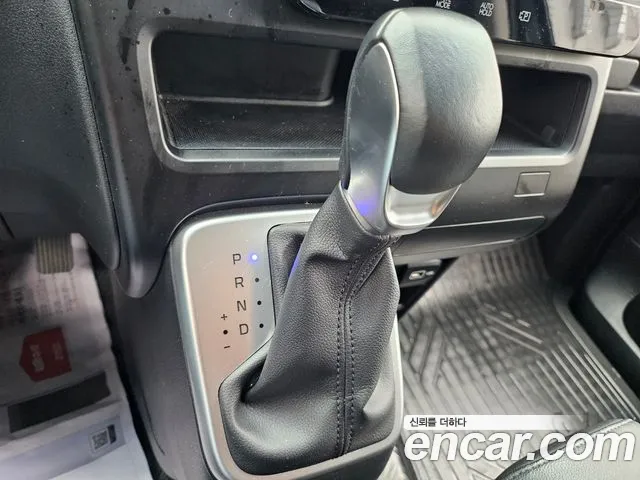 Hyundai Staria 2021 Серый из Кореи, фото 4