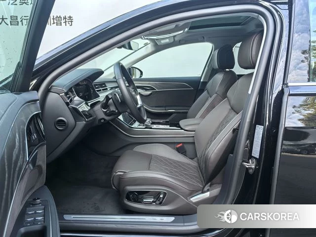 Audi A8 2025 Черный из Китая, фото 4