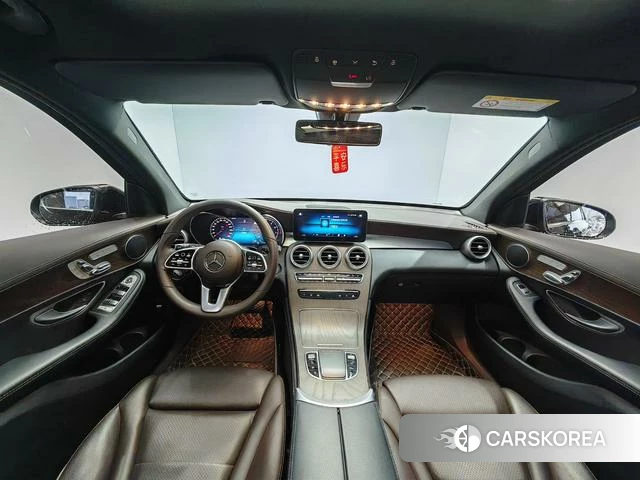 Mercedes-Benz GLC 2021 Черный из Китая, фото 4
