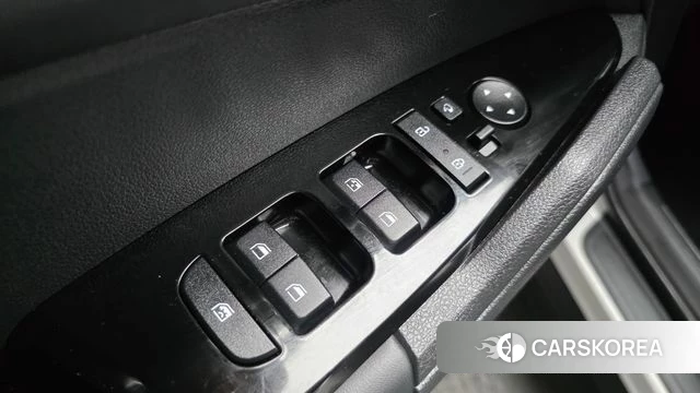 Kia Sportage 5th Generation 2023 Белый из Кореи, фото 4
