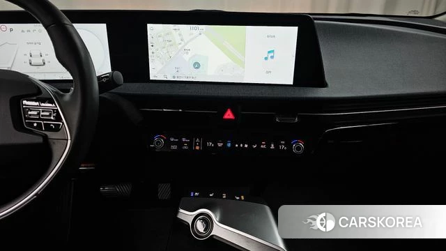 Kia EV6 2023 Жемчужный цвет из Кореи, фото 4