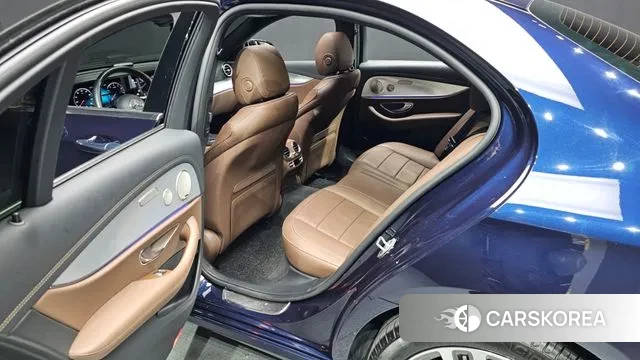 Mercedes-Benz E-Class W213 2021 Синий из Кореи, фото 4