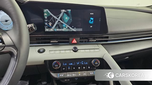 Hyundai The New Avante (CN7) 2024 Белый из Кореи, фото 4