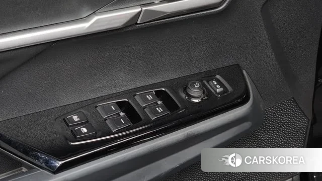 Ssangyong Torres 2022 Черный из Кореи, фото 4