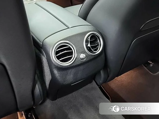 Mercedes-Benz E-Class W213 2021 Черный из Кореи, фото 4