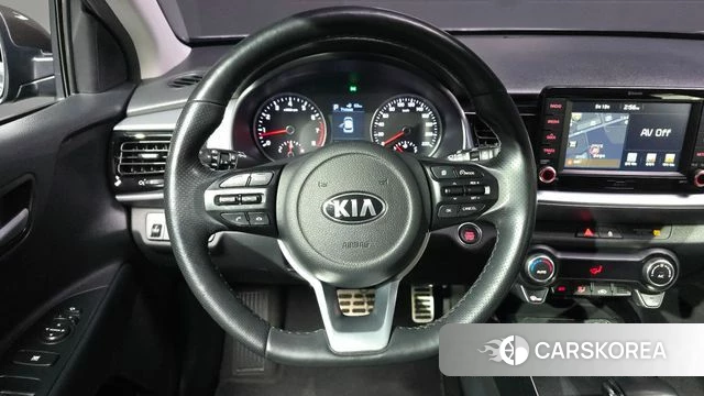 Kia Stonic 2018 Серый из Кореи, фото 4