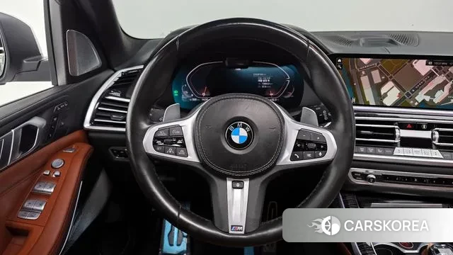 BMW X7 (G07) 2022 Белый из Кореи, фото 4