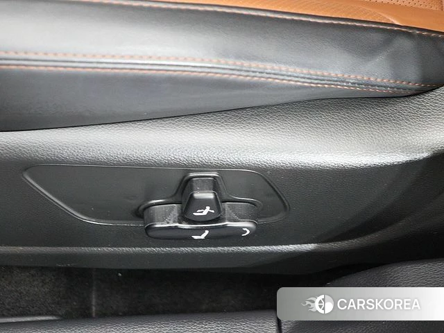 Ssangyong Tivoli Armor 2018 Оранжевый из Кореи, фото 4