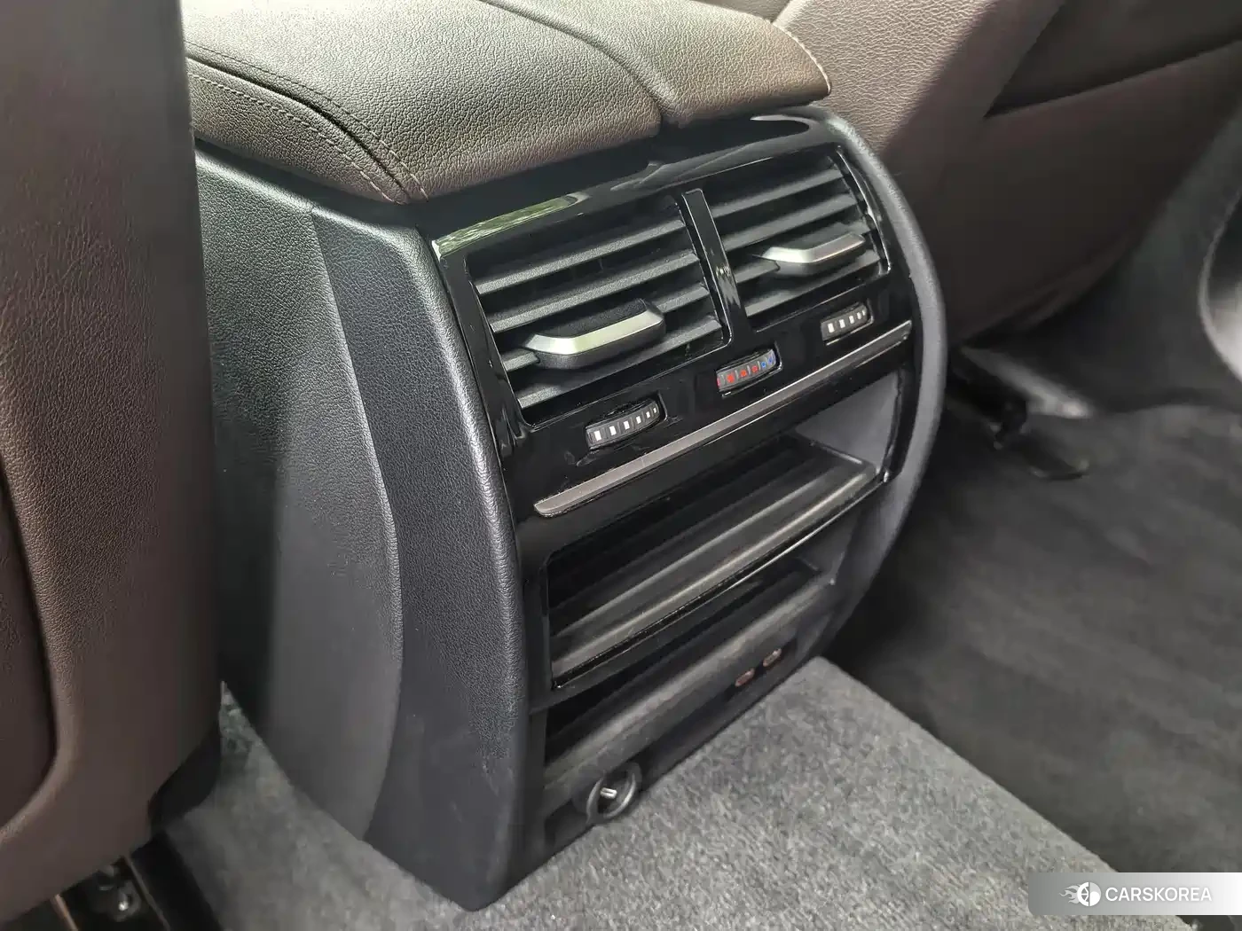 BMW 5 series 2021 Черный из Китая, фото 4
