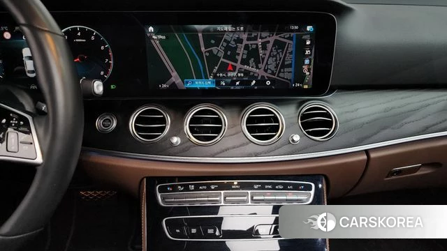 Mercedes-Benz E-Class W213 2023 Черный из Кореи, фото 4