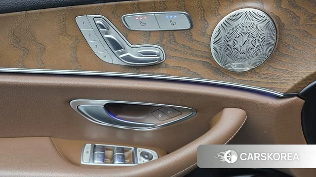 Mercedes-Benz E-Class W213 2021 Синий из Кореи, фото 4